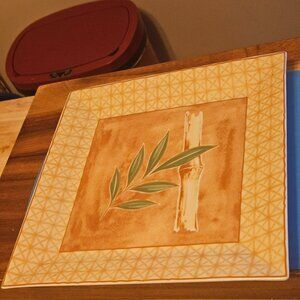 square serving plate with bamboo design Bavaria